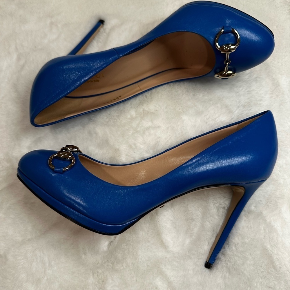 Gucci Royal Blue Leather Heels with buckle brand new with dust bag and box - Picture 12 of 14